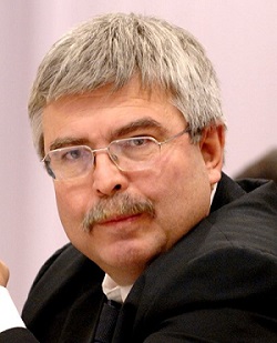 Доц. Емил Хърсев, УНСС: Дигитален бунт на младите обърка играта на финансовите елити